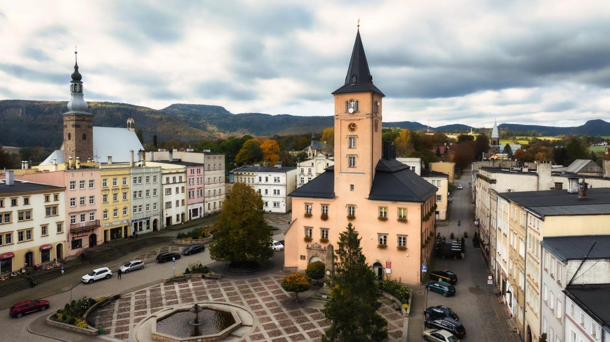 Wataha Pod Basztami - Alfa - Domki Caloroczne Radkow Extérieur photo
